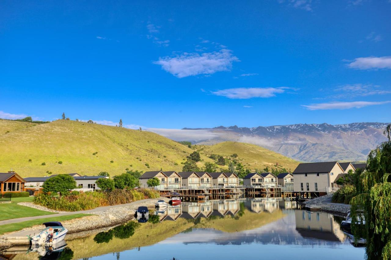 Marsden Lake Resort Central Otago クロムウェル エクステリア 写真 The village of Waimakariri