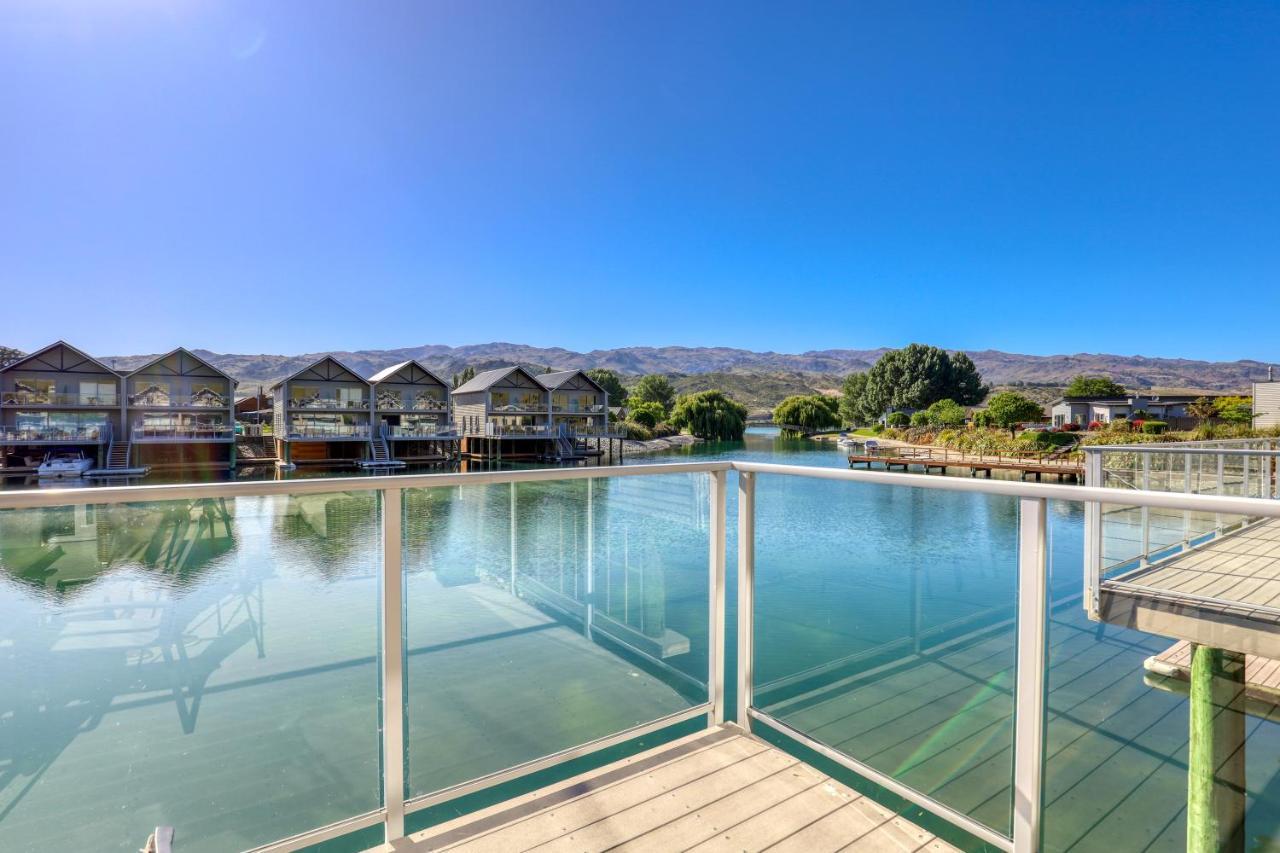 Marsden Lake Resort Central Otago クロムウェル エクステリア 写真 View of the San Jacinto River from the San Jacinto Marina