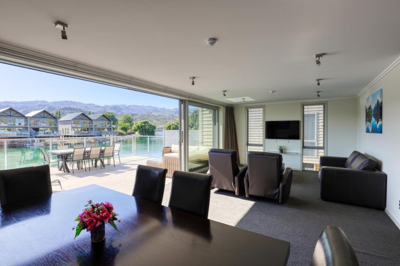 Marsden Lake Resort Central Otago クロムウェル エクステリア 写真 A typical apartment at the hotel