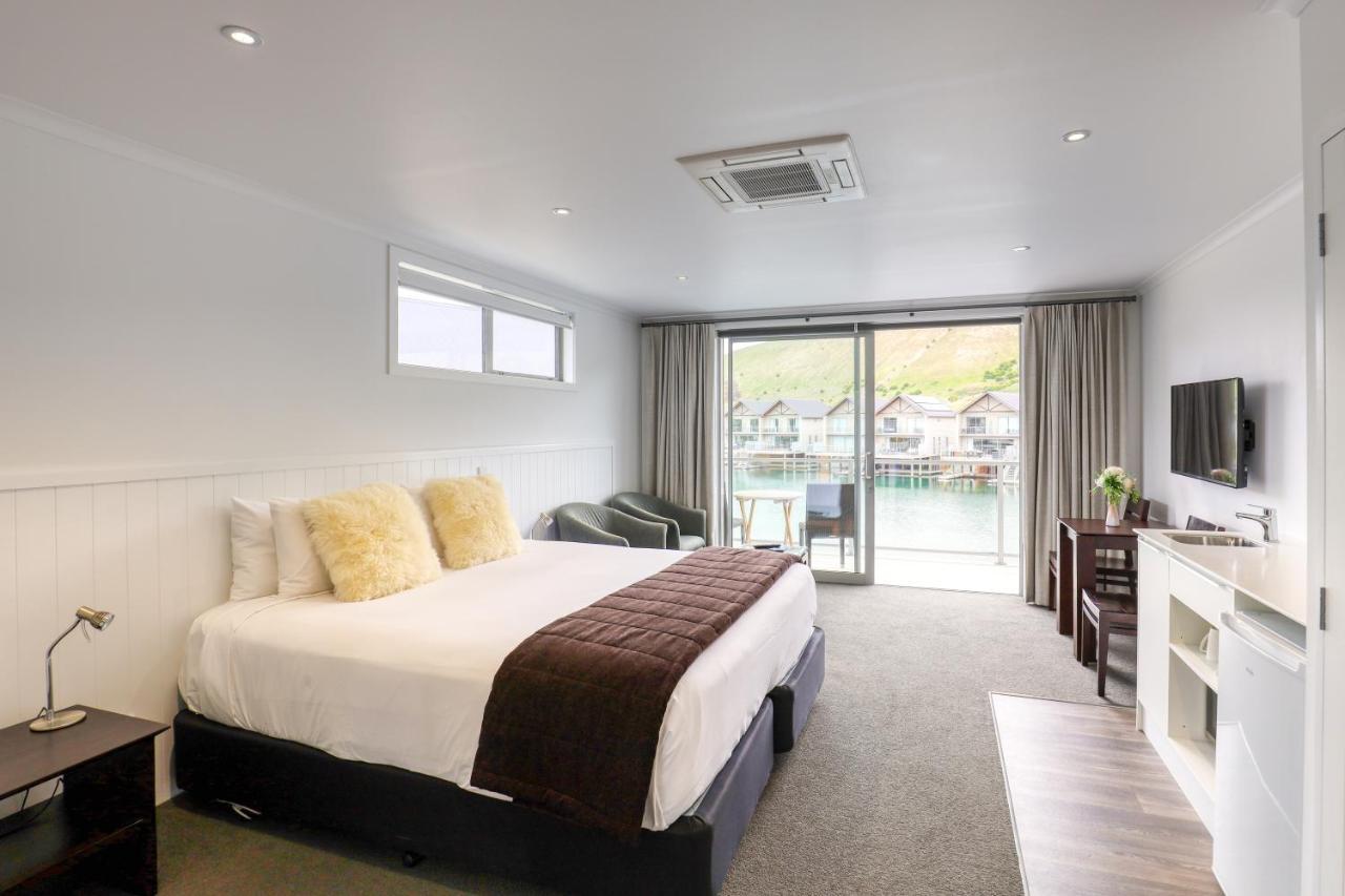 Marsden Lake Resort Central Otago クロムウェル エクステリア 写真 A room at the hotel